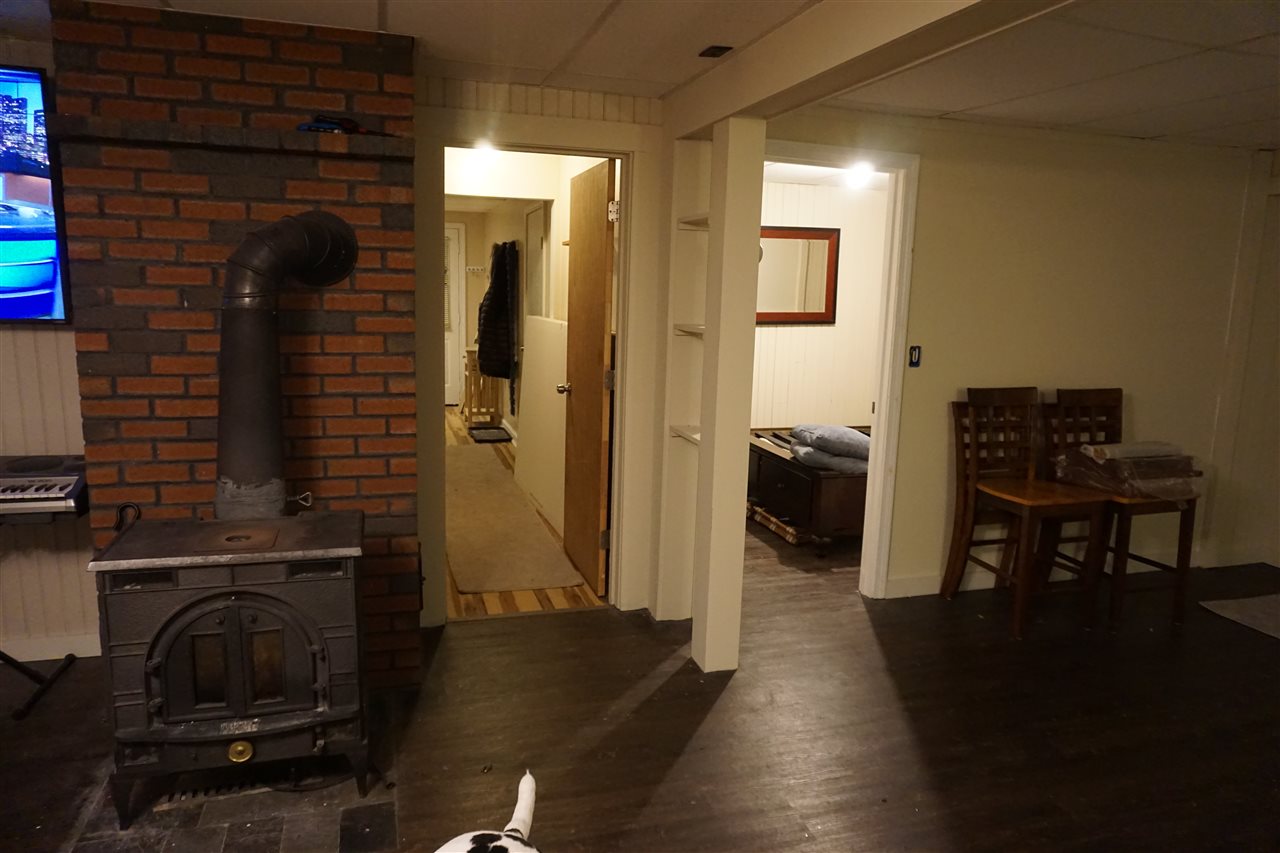 174 Exeter Road Newmarket, NH 03857 - Photo 13 of 26