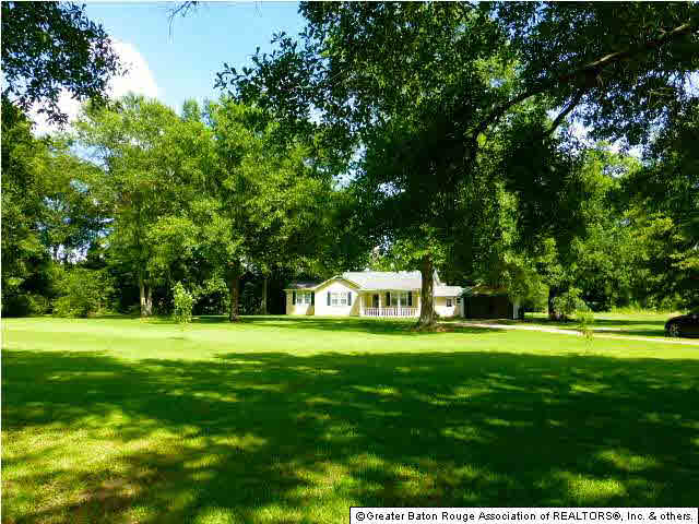10170 Springfield Road Denham Springs, LA 70706 - Photo 4 of 30