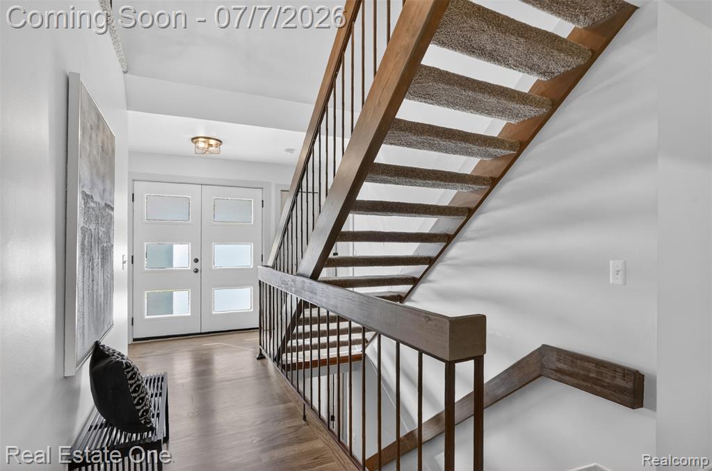 2141 Hickory Leaf Court North Rochester Hills, MI 48309 - Photo 6 of 71