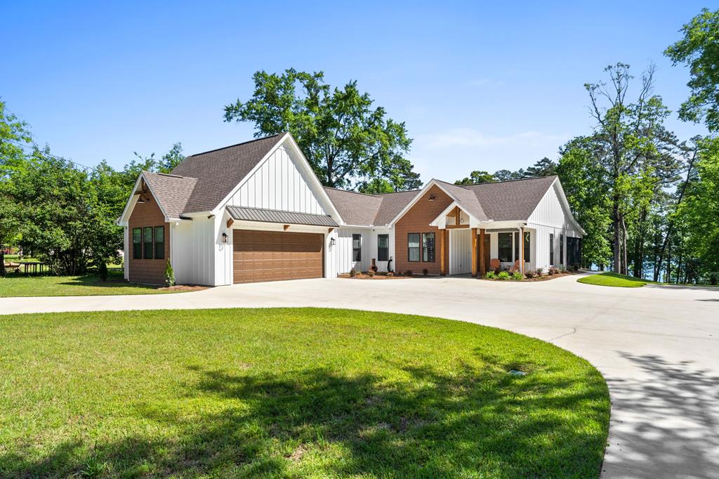 2167 Calhoun Drive Abbeville, AL 36310 - Photo 1 of 82 Main View