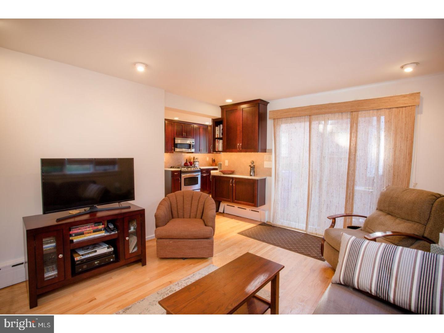 410 Longfellow Road Wyncote, PA 19095 - Photo 11 of 25 Family Room