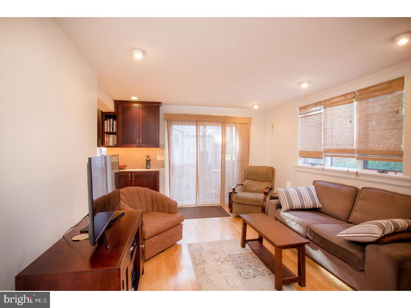 410 Longfellow Road Wyncote, PA 19095 - Photo 13 of 25 Family Room