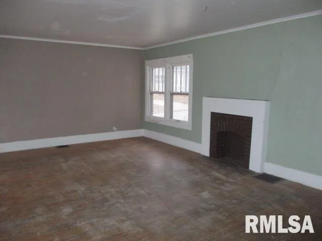 $65,000 | 324 North Charles Street, Macomb, IL 61455