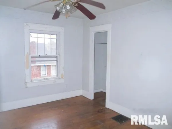 $65,000 | 324 North Charles Street, Macomb, IL 61455