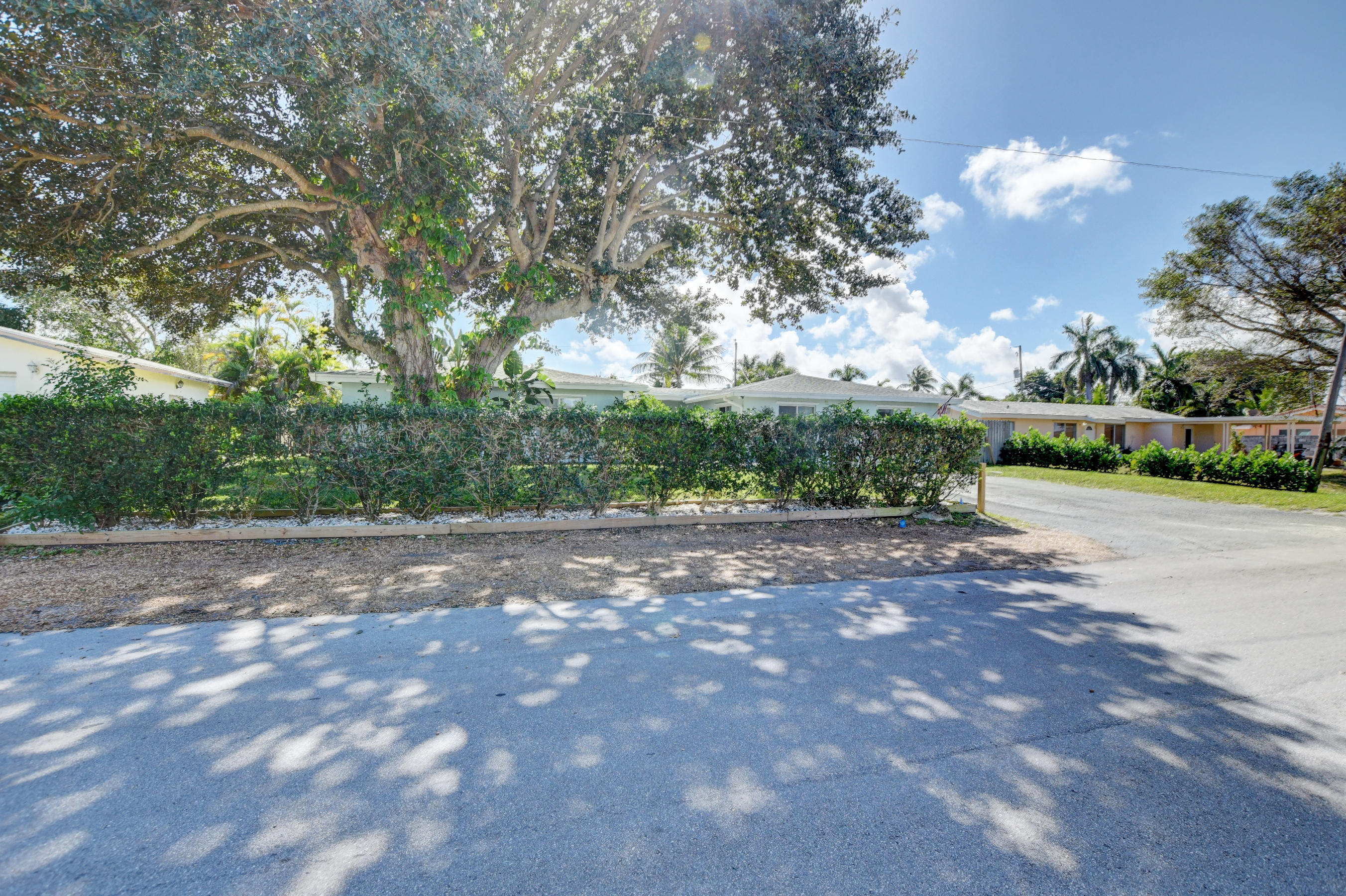 450 Northeast 37th Street Boca Raton, FL 33431 - Photo 2 of 3 Street View