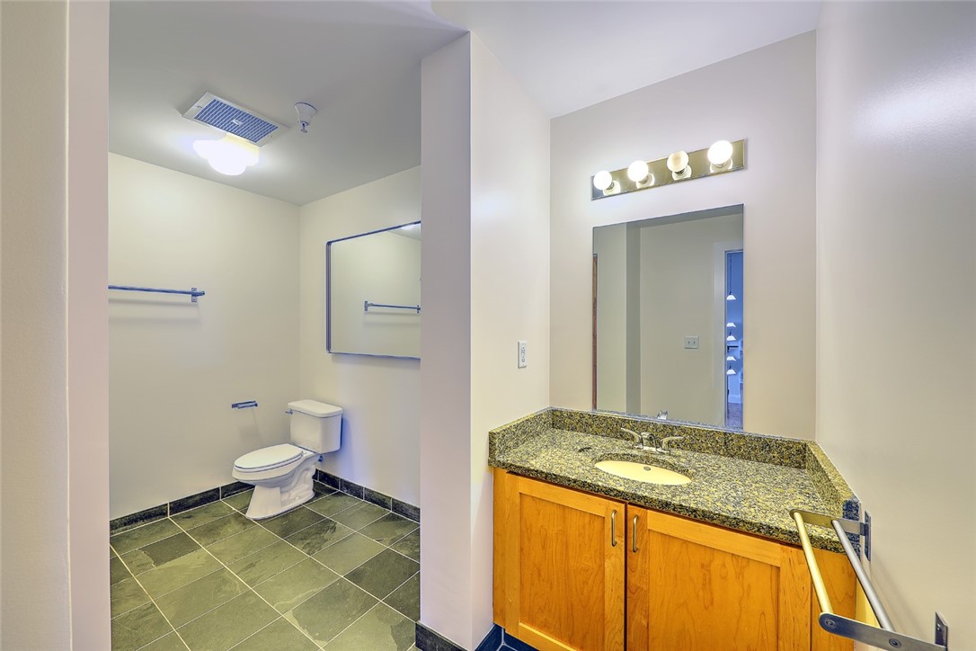 75 Eagle Street, Unit 3E Providence, RI 02909 - Photo 17 of 20