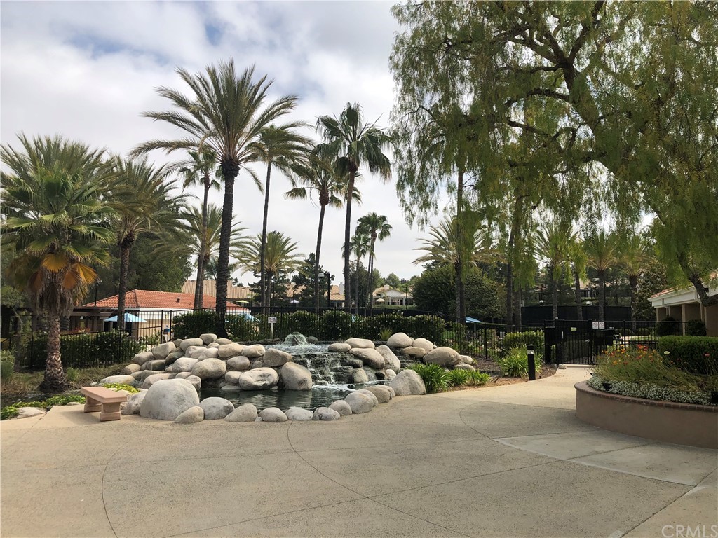 30888 Balata Drive Temecula, CA 92591 - Photo 38 of 44 Resort-like grounds