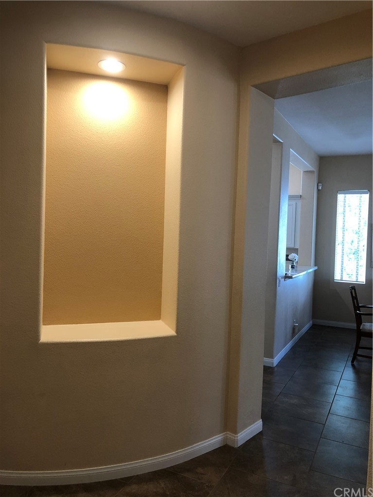 30888 Balata Drive Temecula, CA 92591 - Photo 44 of 44 Art niche in hallway