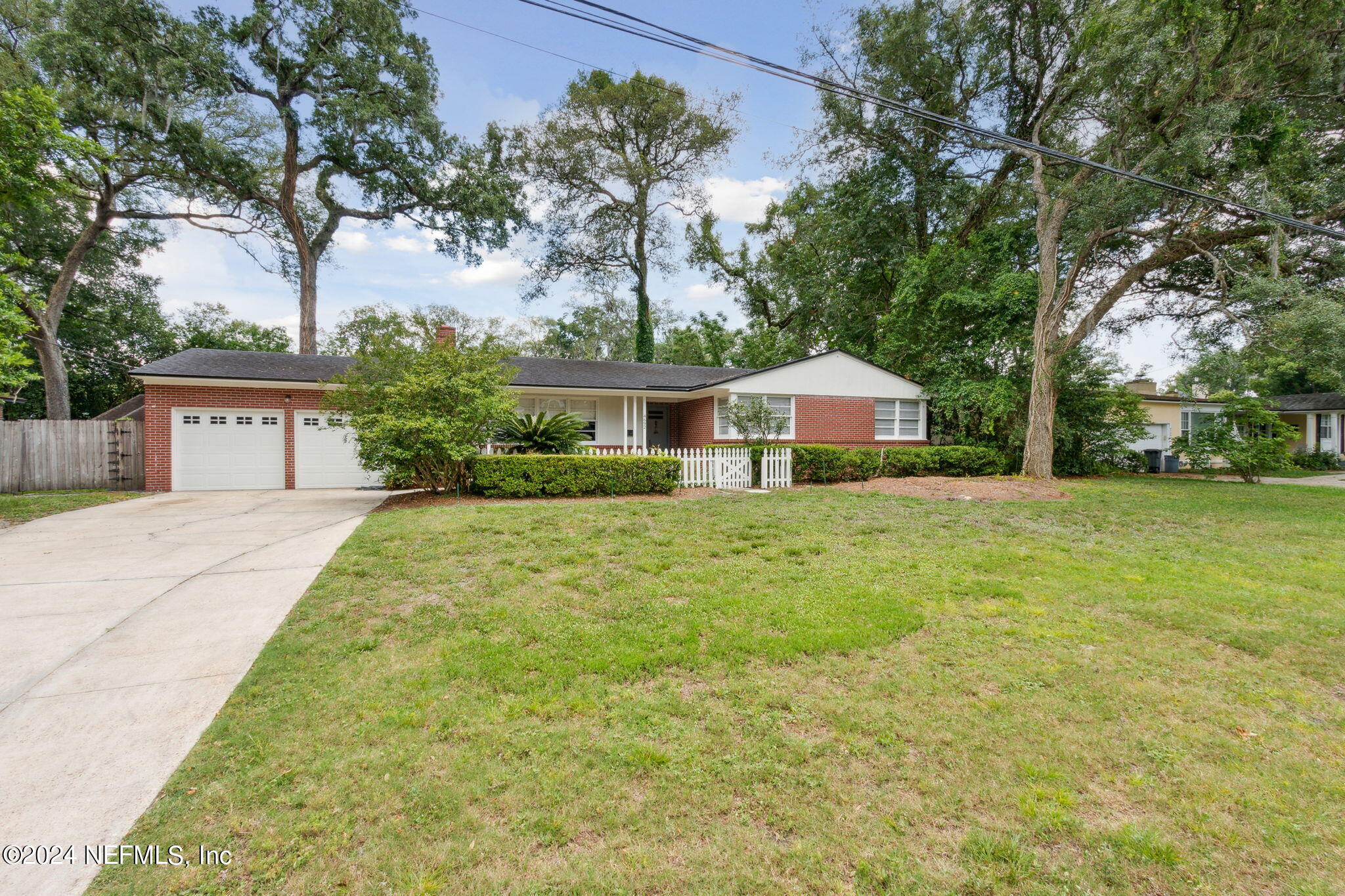 4692 Nottingham Road Jacksonville, FL 32210 - Photo 1 of 63 4692 Nottingham Road