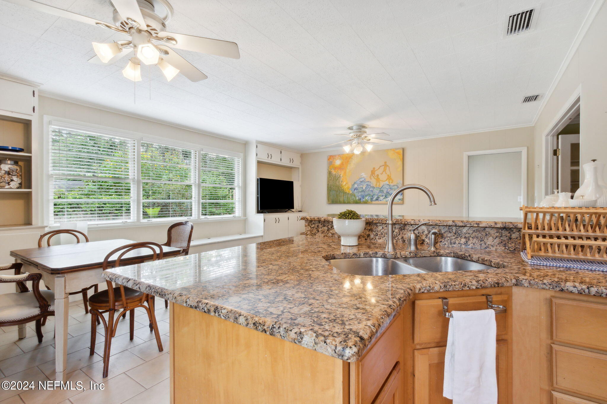 4692 Nottingham Road Jacksonville, FL 32210 - Photo 25 of 63 Granite Counters