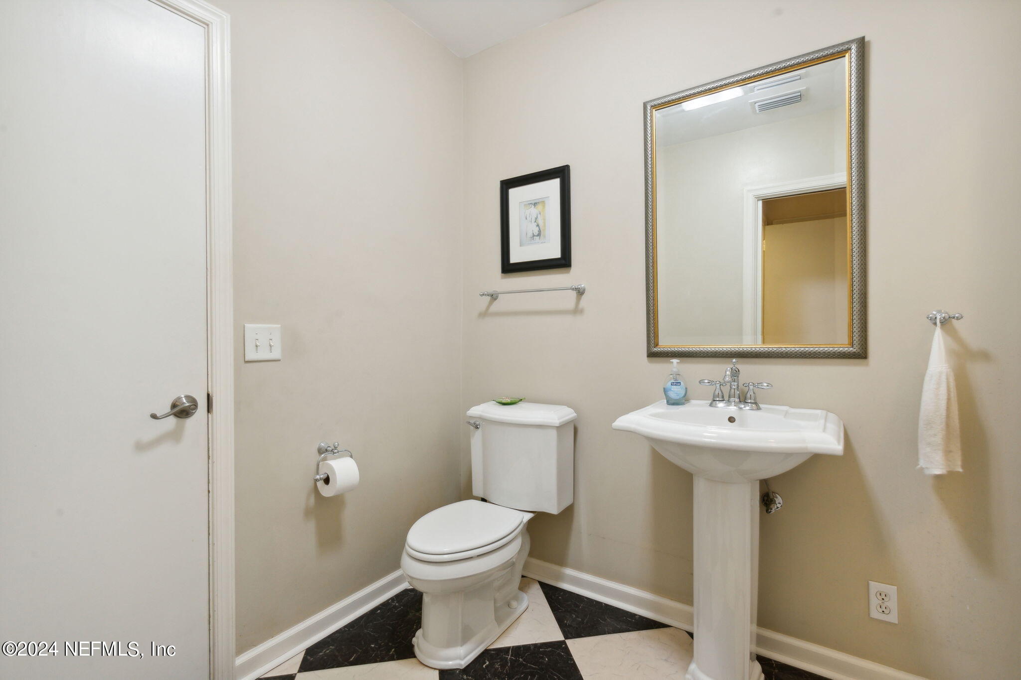 4692 Nottingham Road Jacksonville, FL 32210 - Photo 41 of 63 Half bath