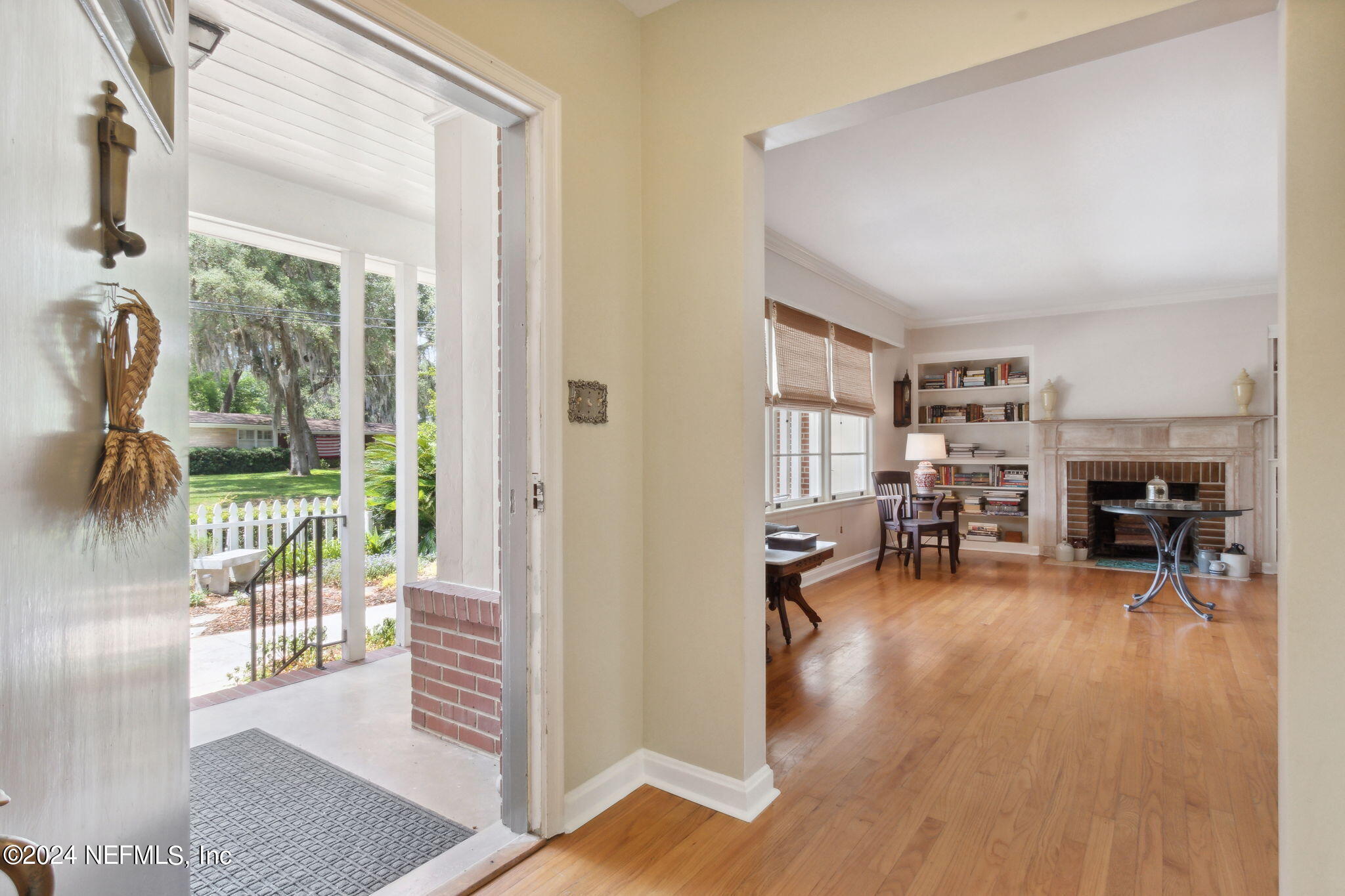 4692 Nottingham Road Jacksonville, FL 32210 - Photo 5 of 63 Welcome Home!