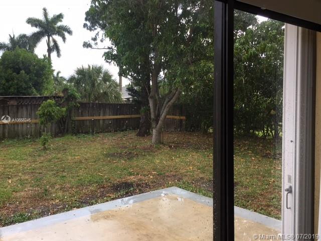 9342 Southampton Place Boca Raton, FL 33434 - Photo 30 of 62 Gallery Image 30