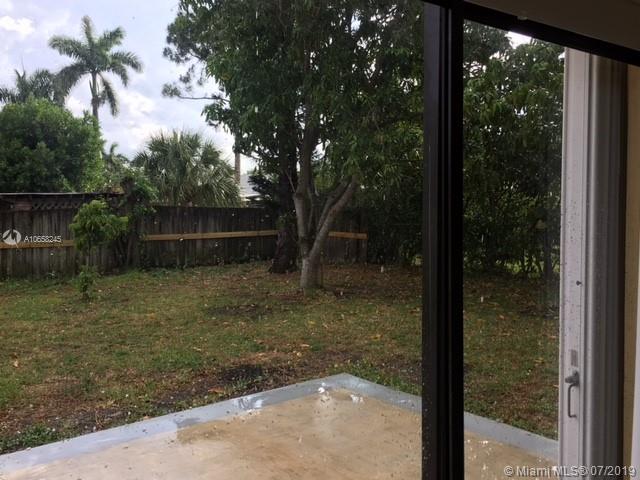 9342 Southampton Place Boca Raton, FL 33434 - Photo 31 of 62 Gallery Image 31
