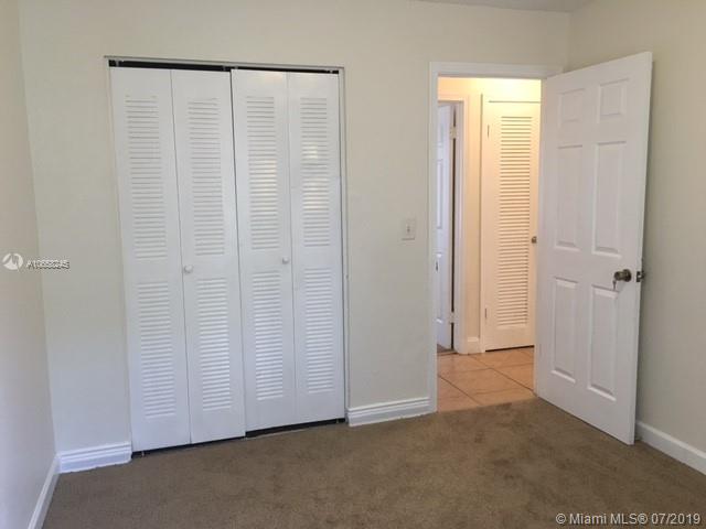 9342 Southampton Place Boca Raton, FL 33434 - Photo 8 of 62 Gallery Image 8