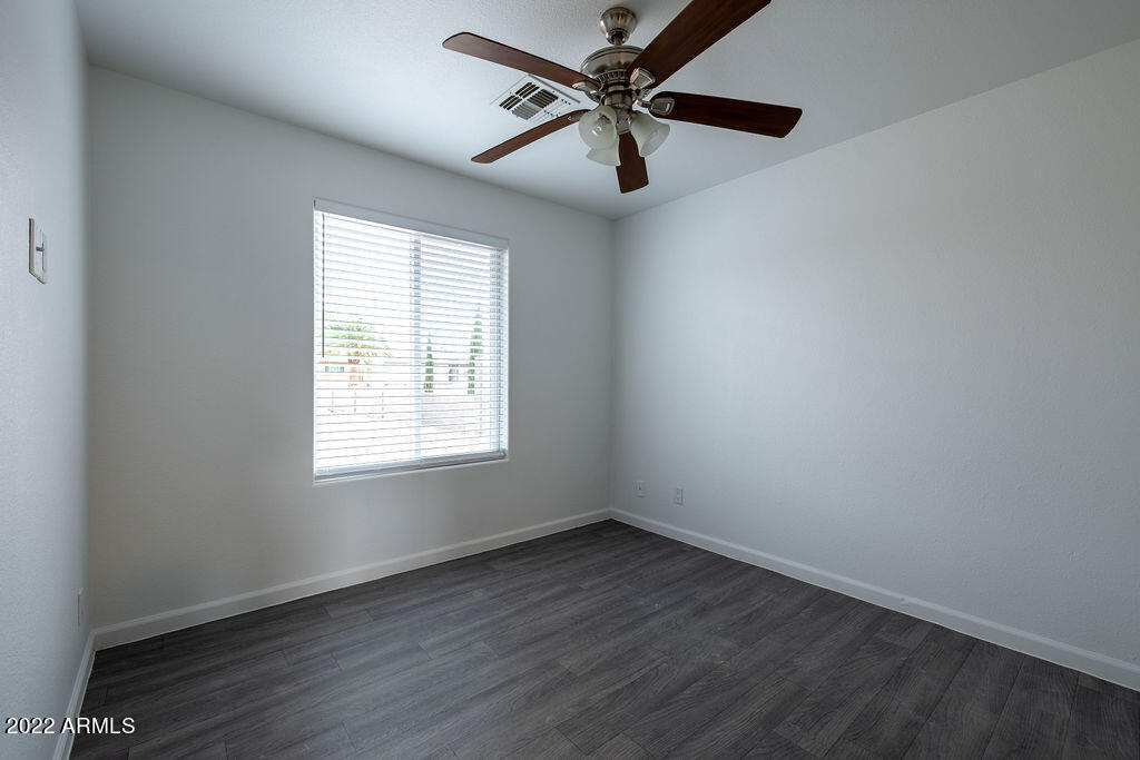 5643 West Mountain View Road Glendale, AZ 85302 - Photo 17 of 34 5643WMountainView-32