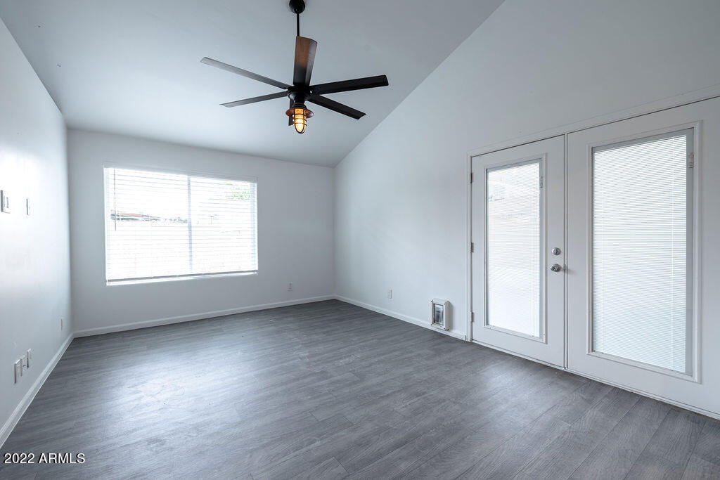 5643 West Mountain View Road Glendale, AZ 85302 - Photo 22 of 34 5643WMountainView-26