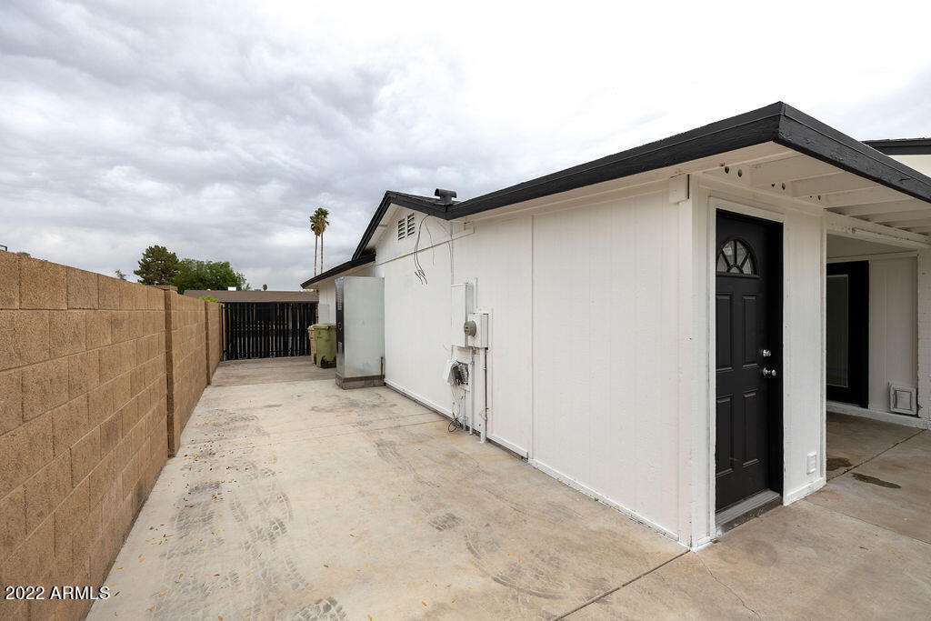 5643 West Mountain View Road Glendale, AZ 85302 - Photo 27 of 34 5643WMountainView-13