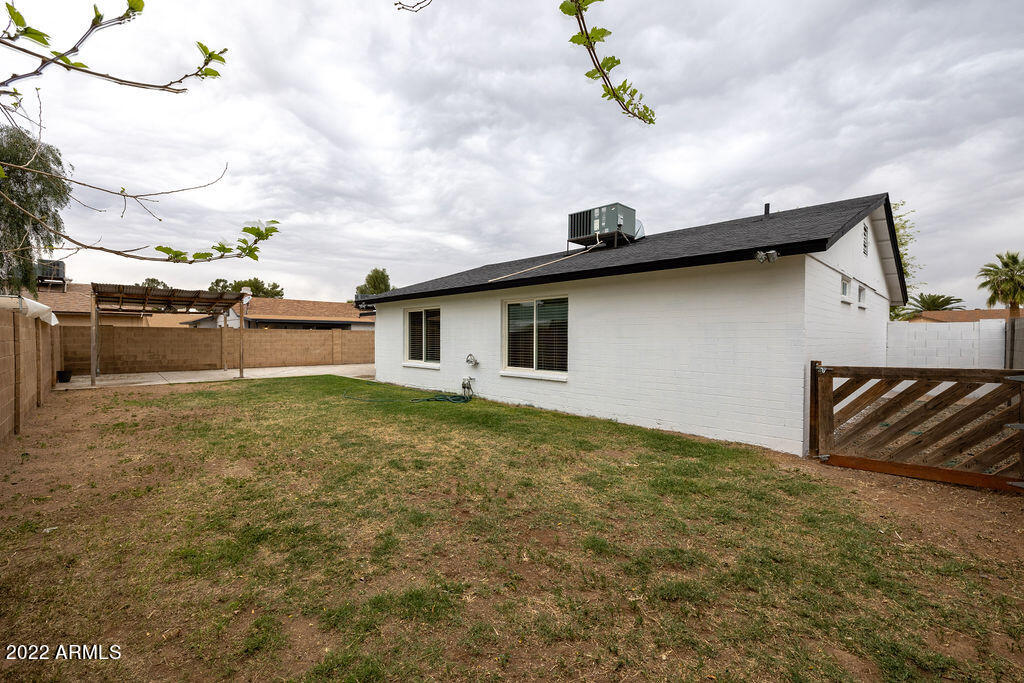 5643 West Mountain View Road Glendale, AZ 85302 - Photo 31 of 34 5643WMountainView-9