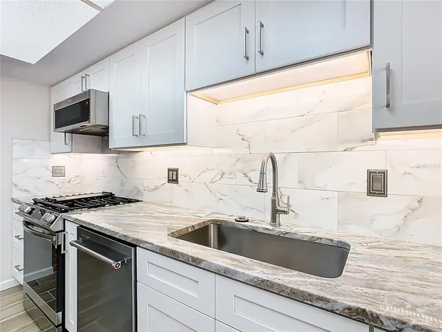 $315,500 | 560 St Andrews Road, Winter Haven, FL 33884