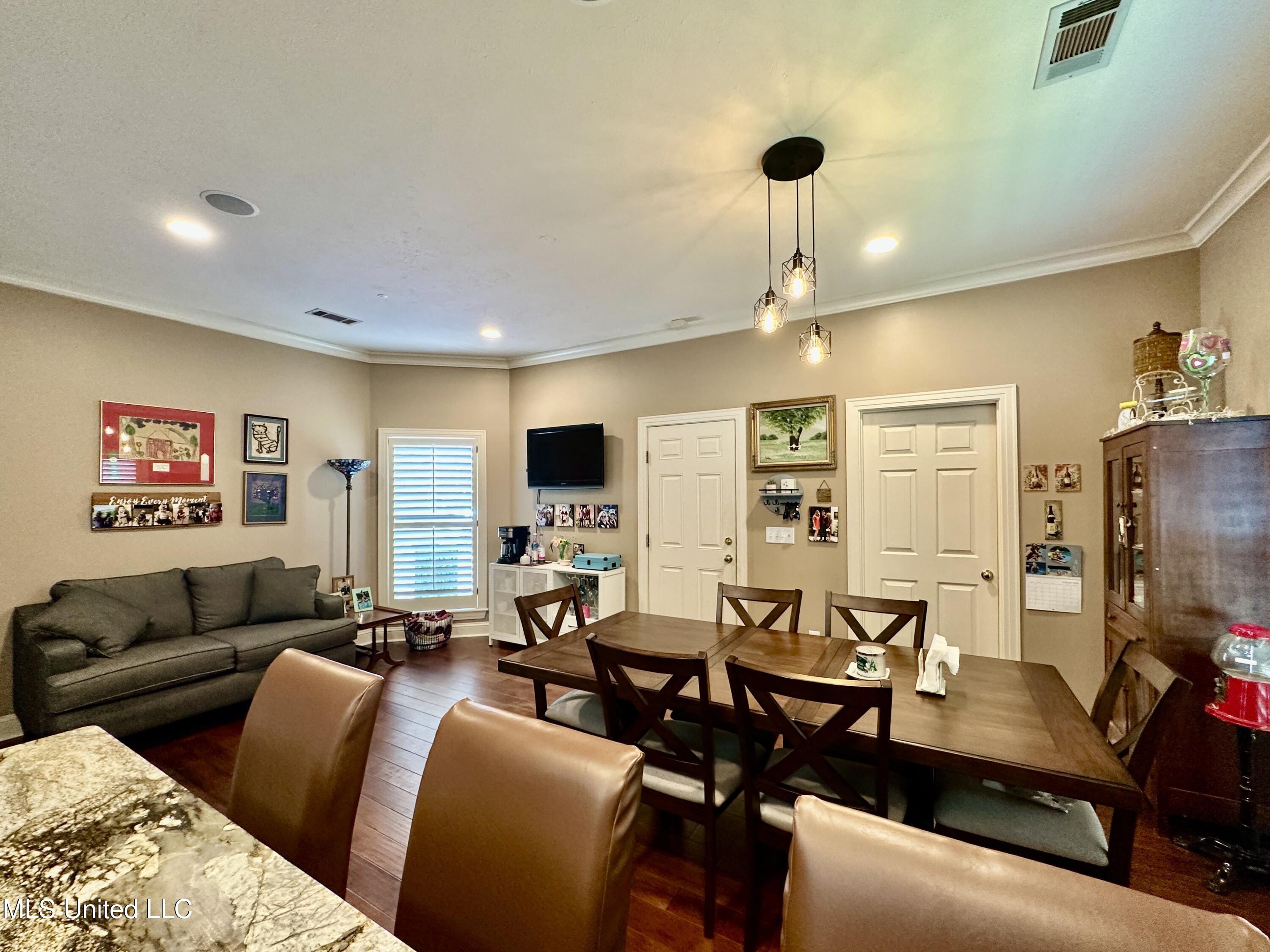 114 Afton Way Clinton, MS 39056 - Photo 11 of 41 IMG_8622