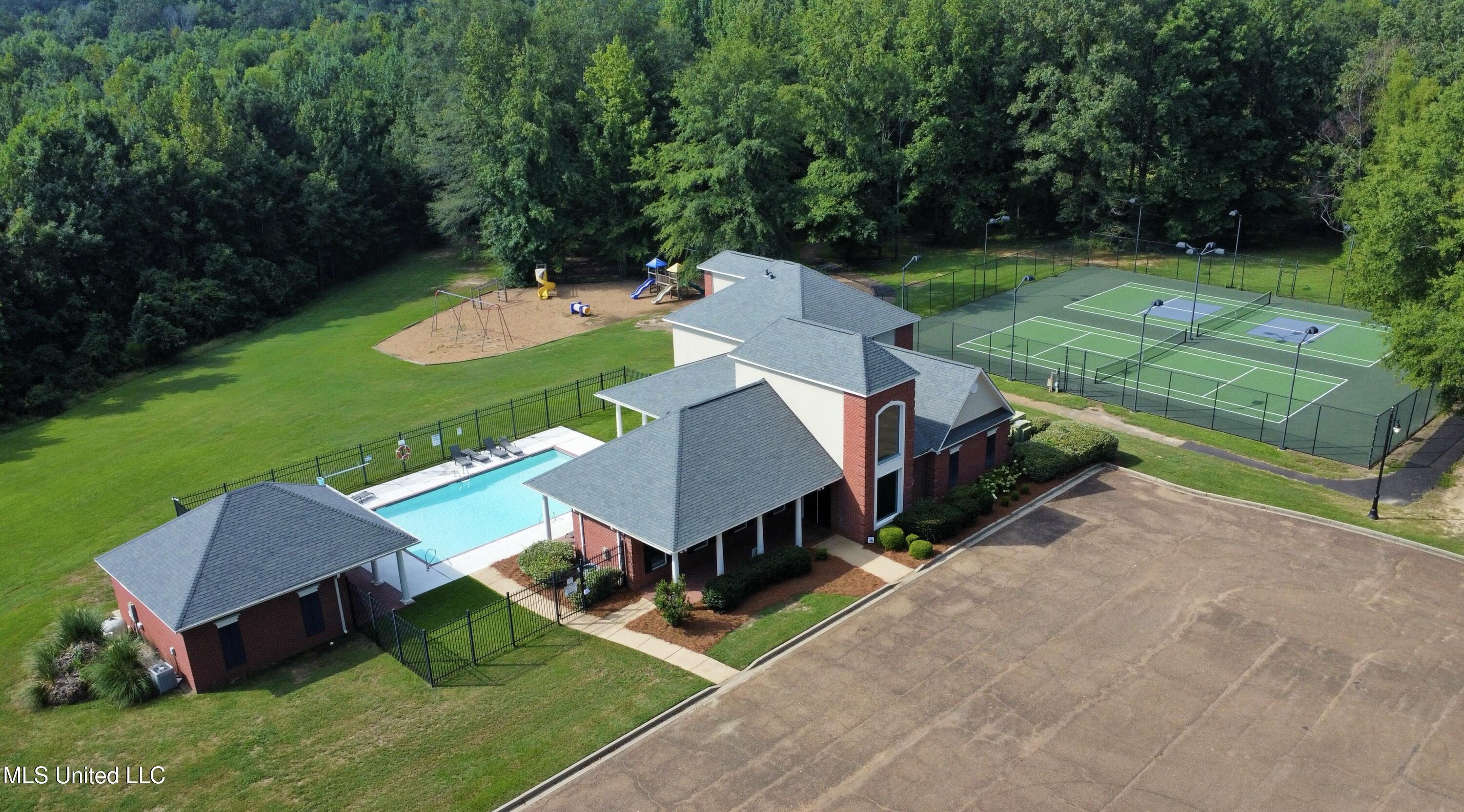 114 Afton Way Clinton, MS 39056 - Photo 40 of 41 dji_fly_20240817_095614_789_172390658201