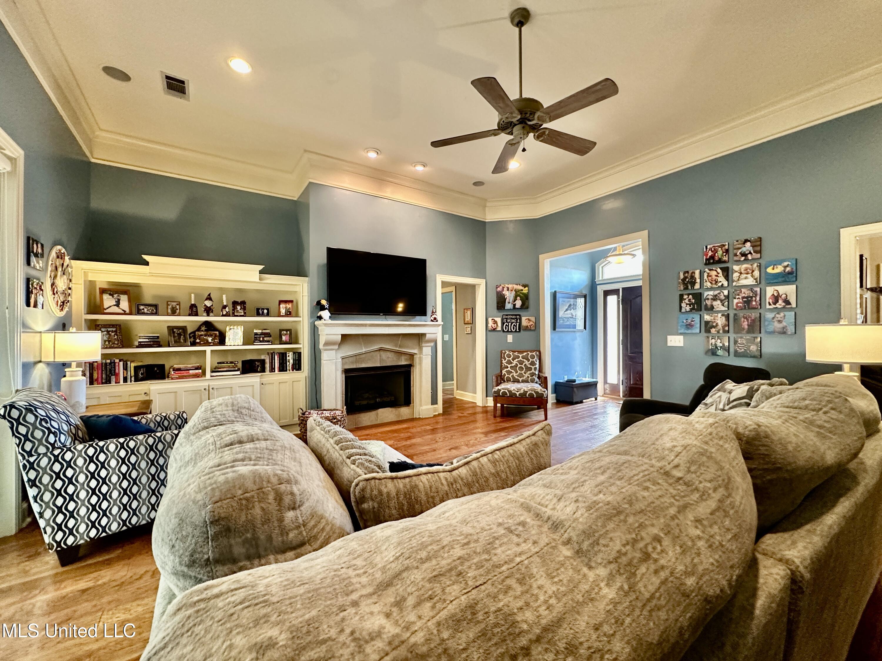 114 Afton Way Clinton, MS 39056 - Photo 9 of 41 IMG_8636