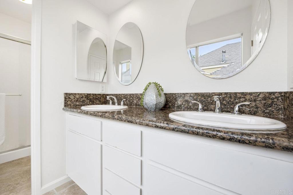 1736 Corte Ventana Oceanside, CA 92056 - Photo 19 of 32