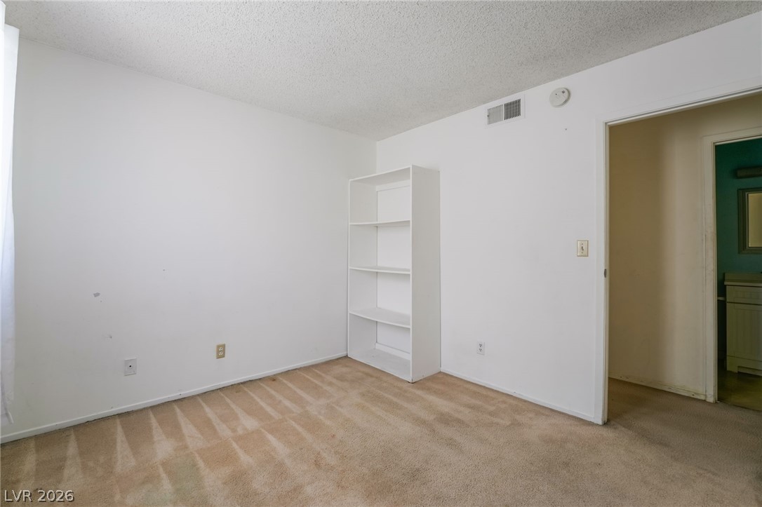 2102 East Russell Road Las Vegas, NV 89119 - Photo 17 of 35