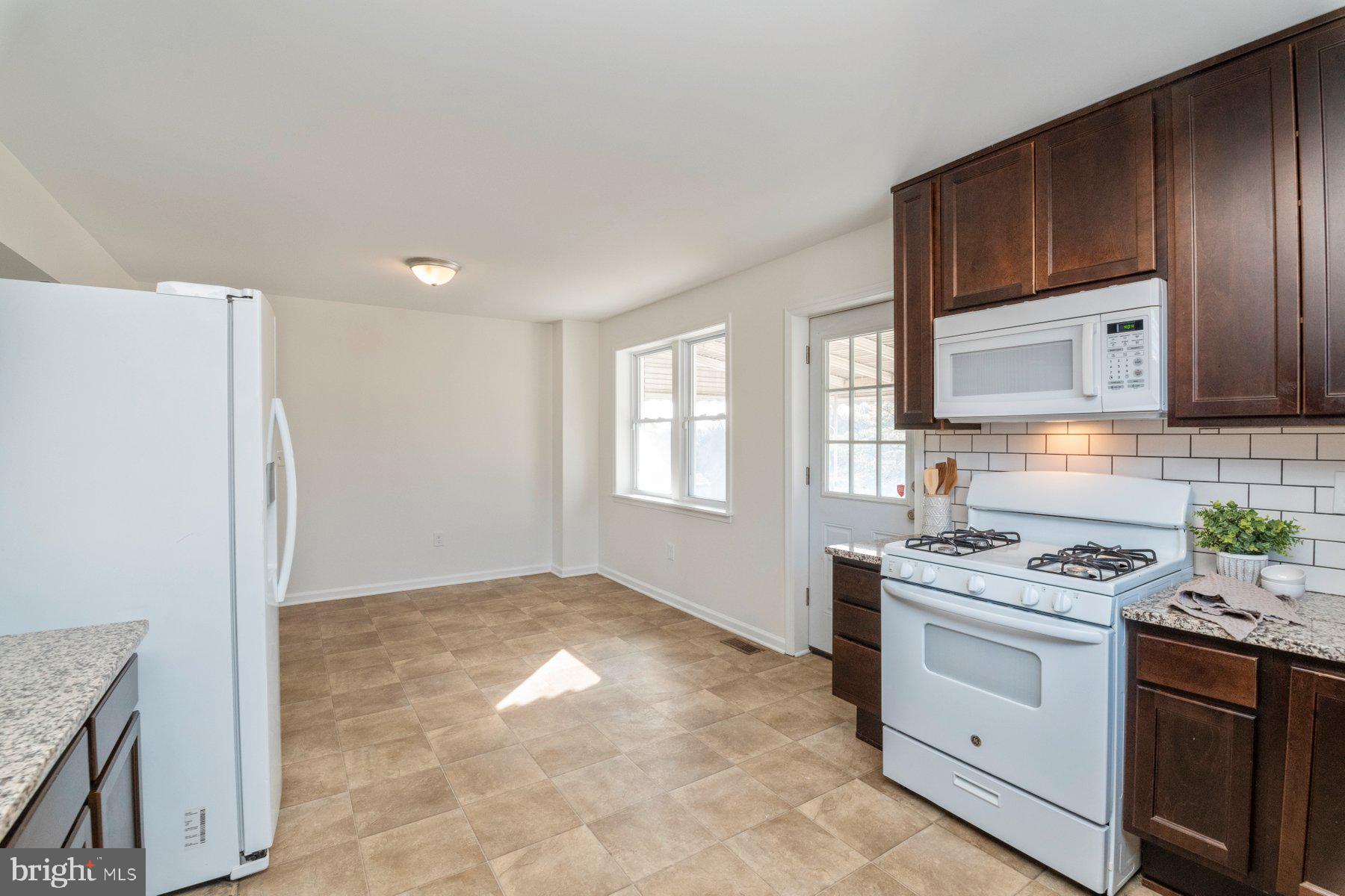 1527 Rosewick Avenue Rosedale, MD 21237 - Photo 7 of 23 Gallery Image 7