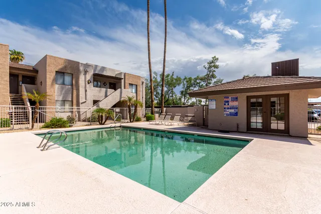 $178,000 | 1065 West 1st Street, Unit 109, Tempe, AZ 85281