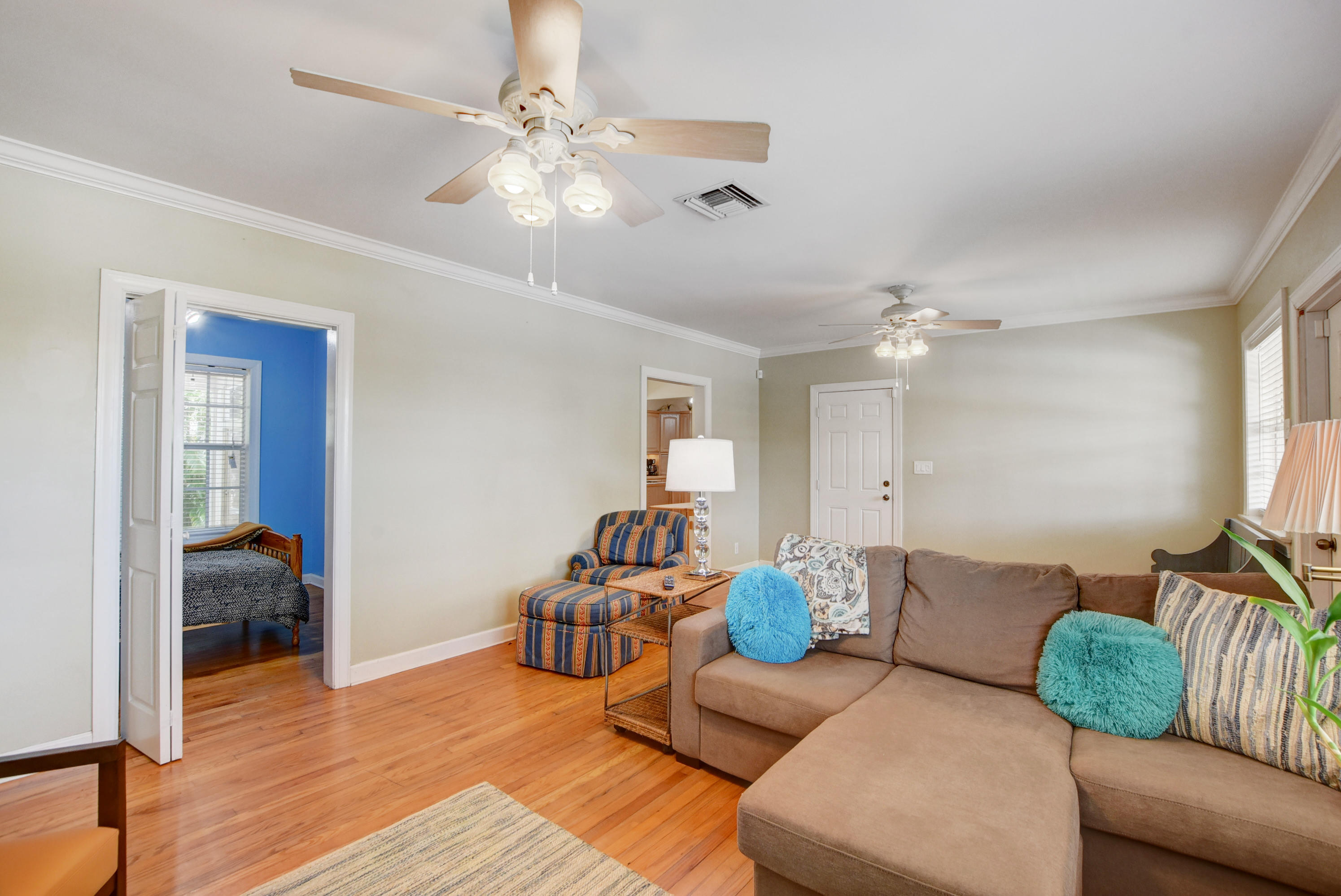 324 Edmor Road West Palm Beach, FL 33405 - Photo 13 of 26 Entrance to Bedroom 3