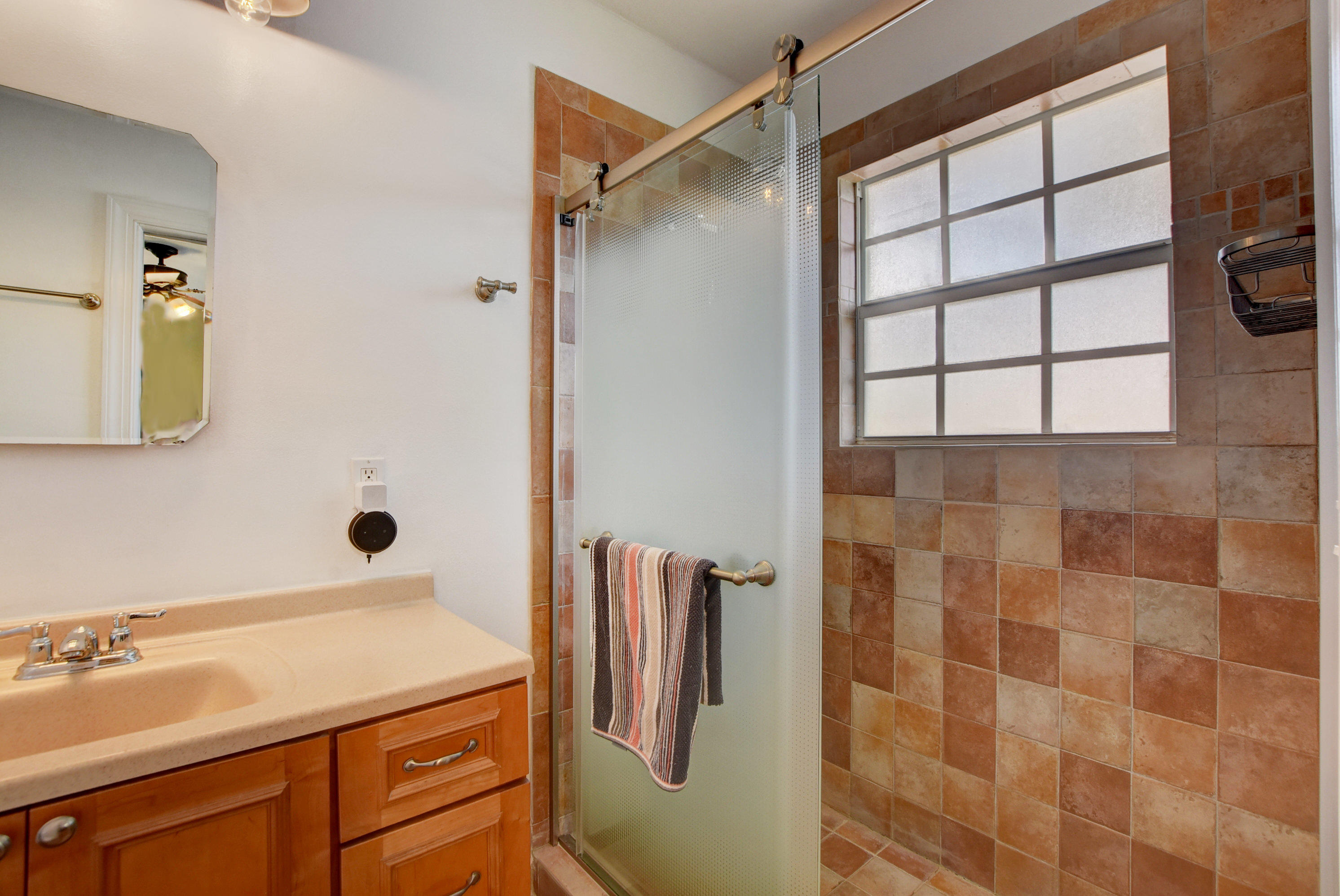 324 Edmor Road West Palm Beach, FL 33405 - Photo 21 of 26 Main Bath