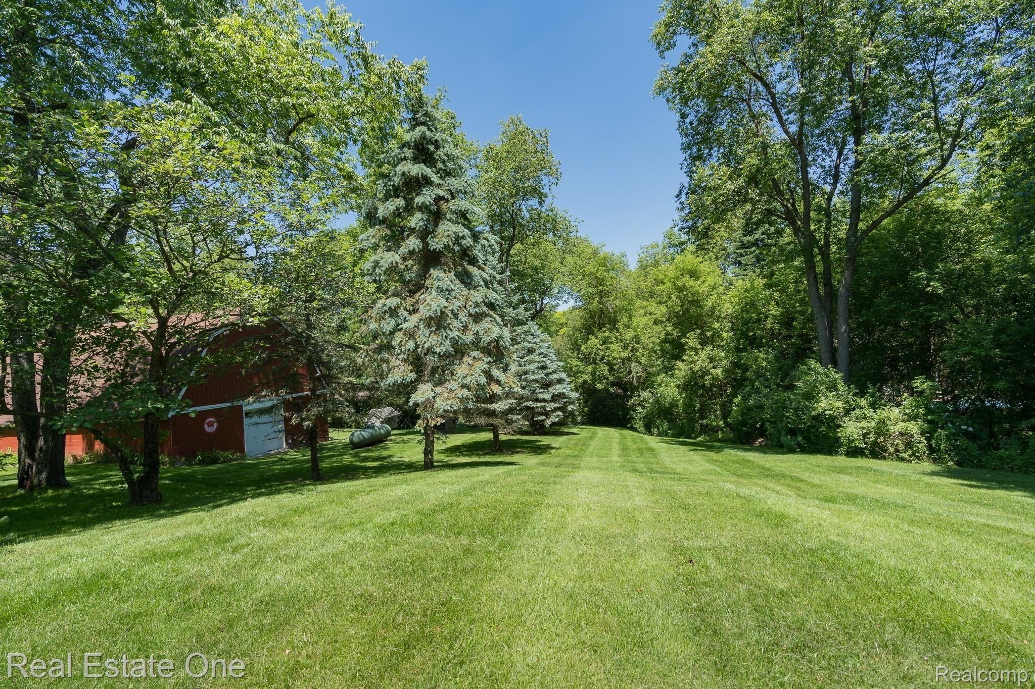 4245 Collins Road Rochester, MI 48306 - Photo 64 of 70 Collins MLS-W012.jpg