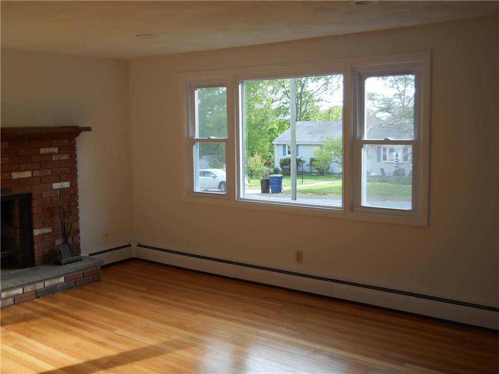 14 Boulder Road Hopkinton, RI 02833 - Photo 5 of 14