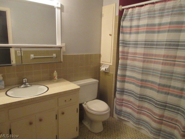 1026 Roland Road Lyndhurst, OH 44124 - Photo 15 of 21