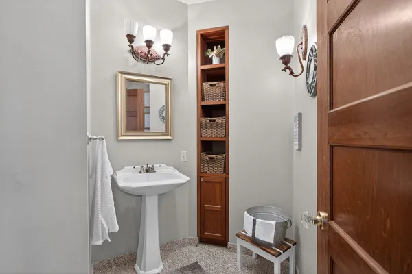 $629,000 | 520 South Jackson Street, Hanover, MI 49241