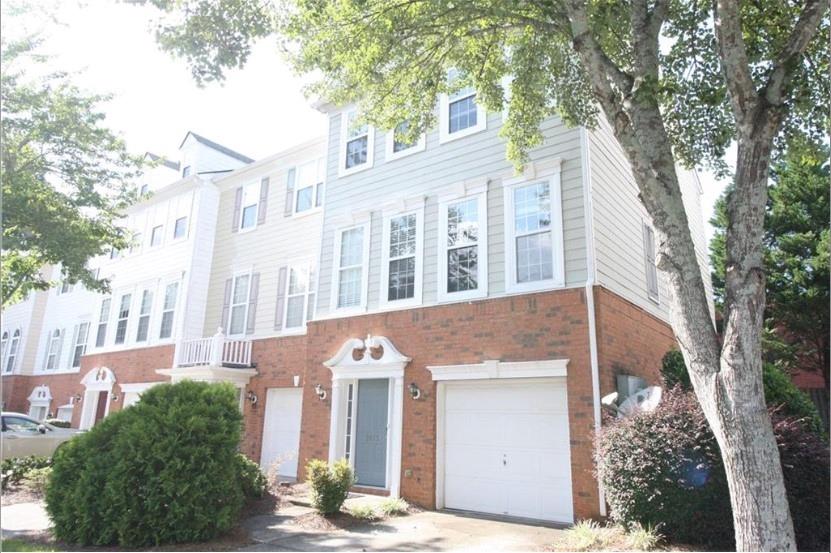 3915 Howell Park Road Duluth, GA 30096 - Photo 2 of 26
