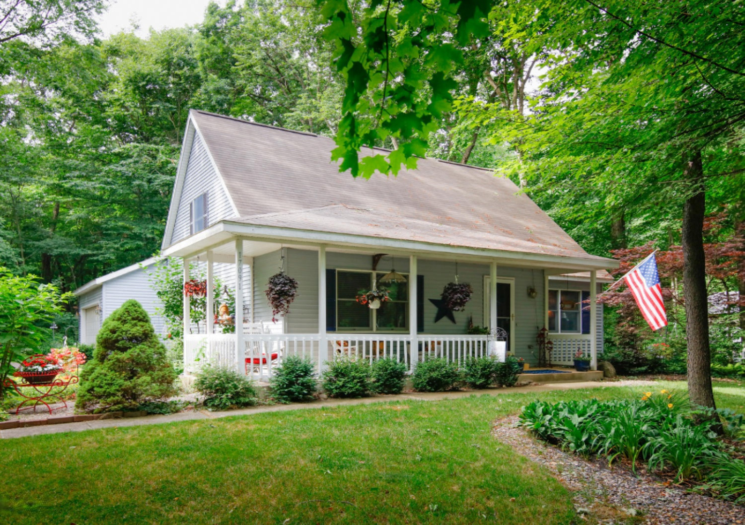 17091 Comanche Trail Three Rivers, MI 49093 - Photo 2 of 30 17091 Comanche Trail-102
