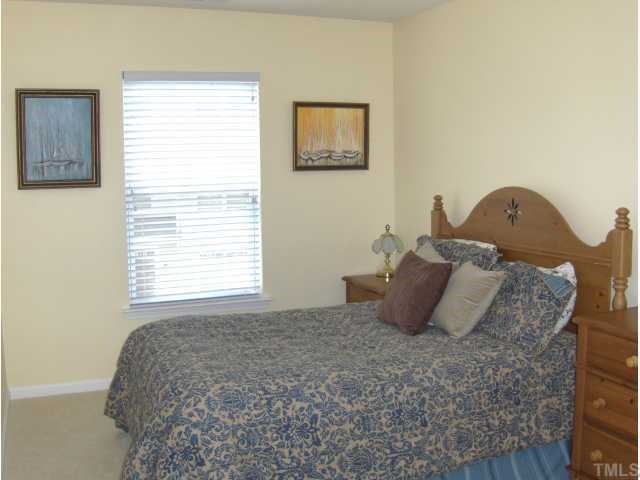 5110 Neuse Commons Lane Raleigh, NC 27616 - Photo 7 of 12