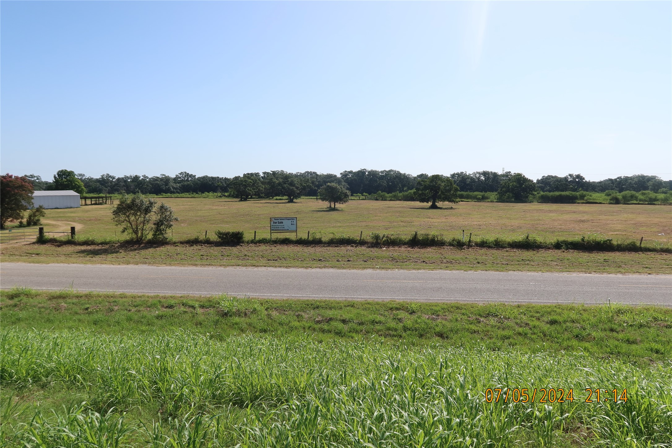 1046 Railhead Road Columbus, TX 78934 - Photo 16 of 24 a view of lake view and mountain view