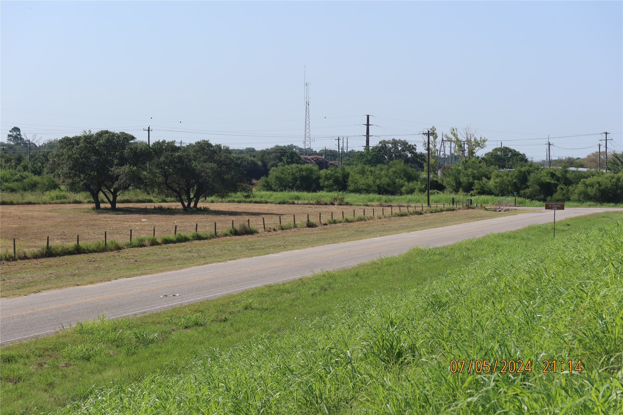 1046 Railhead Road Columbus, TX 78934 - Photo 2 of 24 a view of a stadium that has a big yard