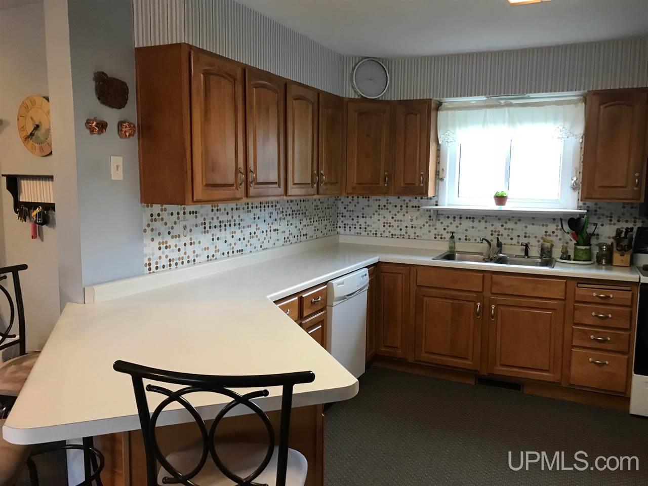 105 Marble Street Ishpeming, MI 49849 - Photo 3 of 46 Gallery Image 3