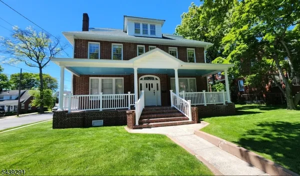 $5,200 | 110 Hansbury Avenue, Newark, NJ 07112