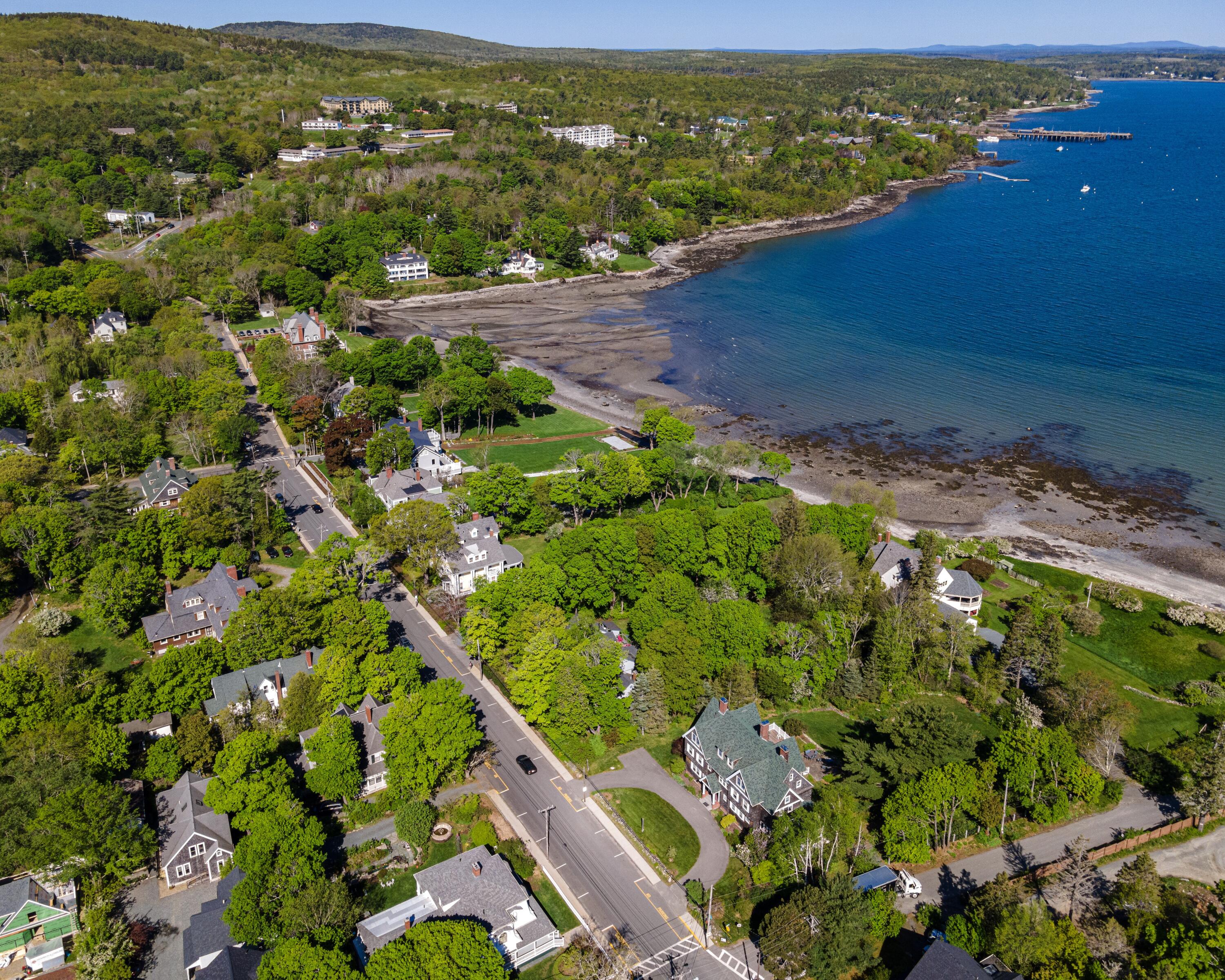 117 West Street Bar Harbor, ME 04609 - Photo 4 of 31 117-West-Street-Exterior-7