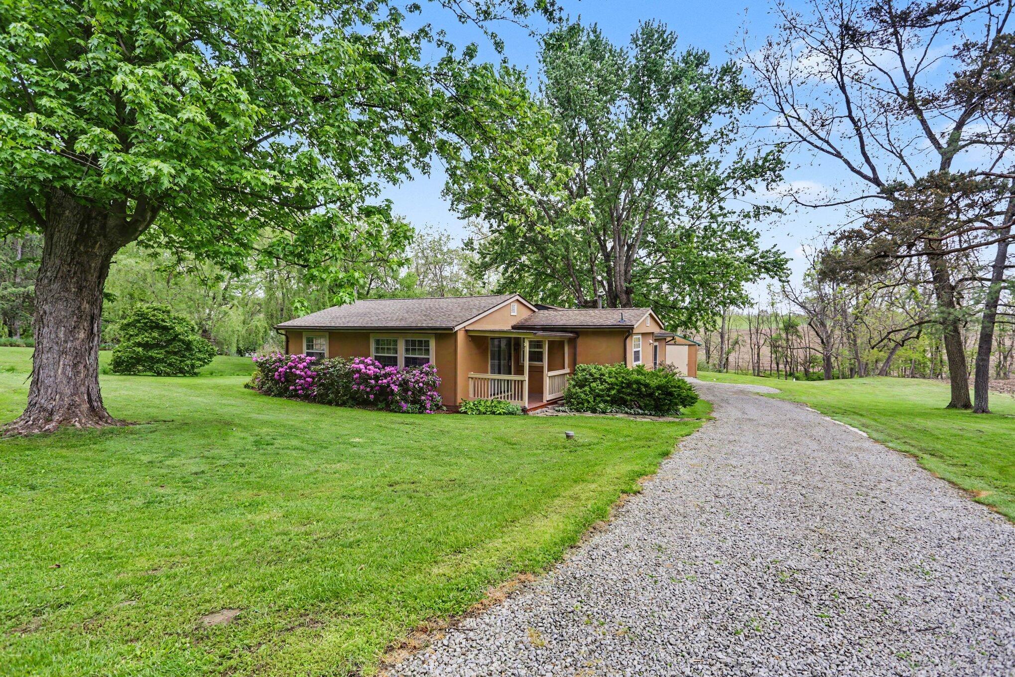 3478 Corner Road Alexandria, OH 43001 - Photo 23 of 35 023_file_5912