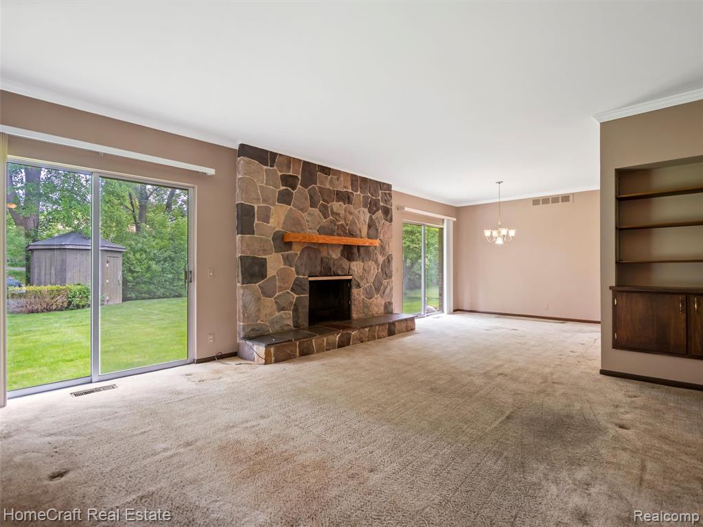 28210 Ridgebrook Road Farmington Hills, MI 48334 - Photo 11 of 42