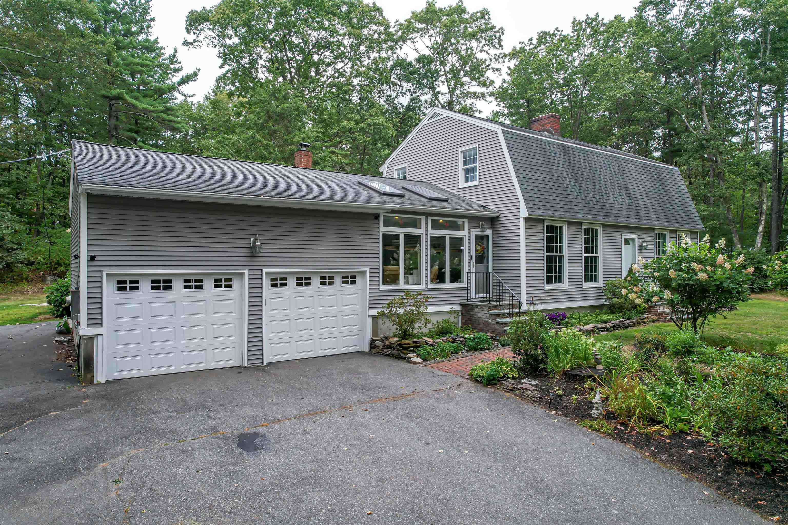 70 Governor Dinsmore Road Windham, NH 03087 - Photo 3 of 35