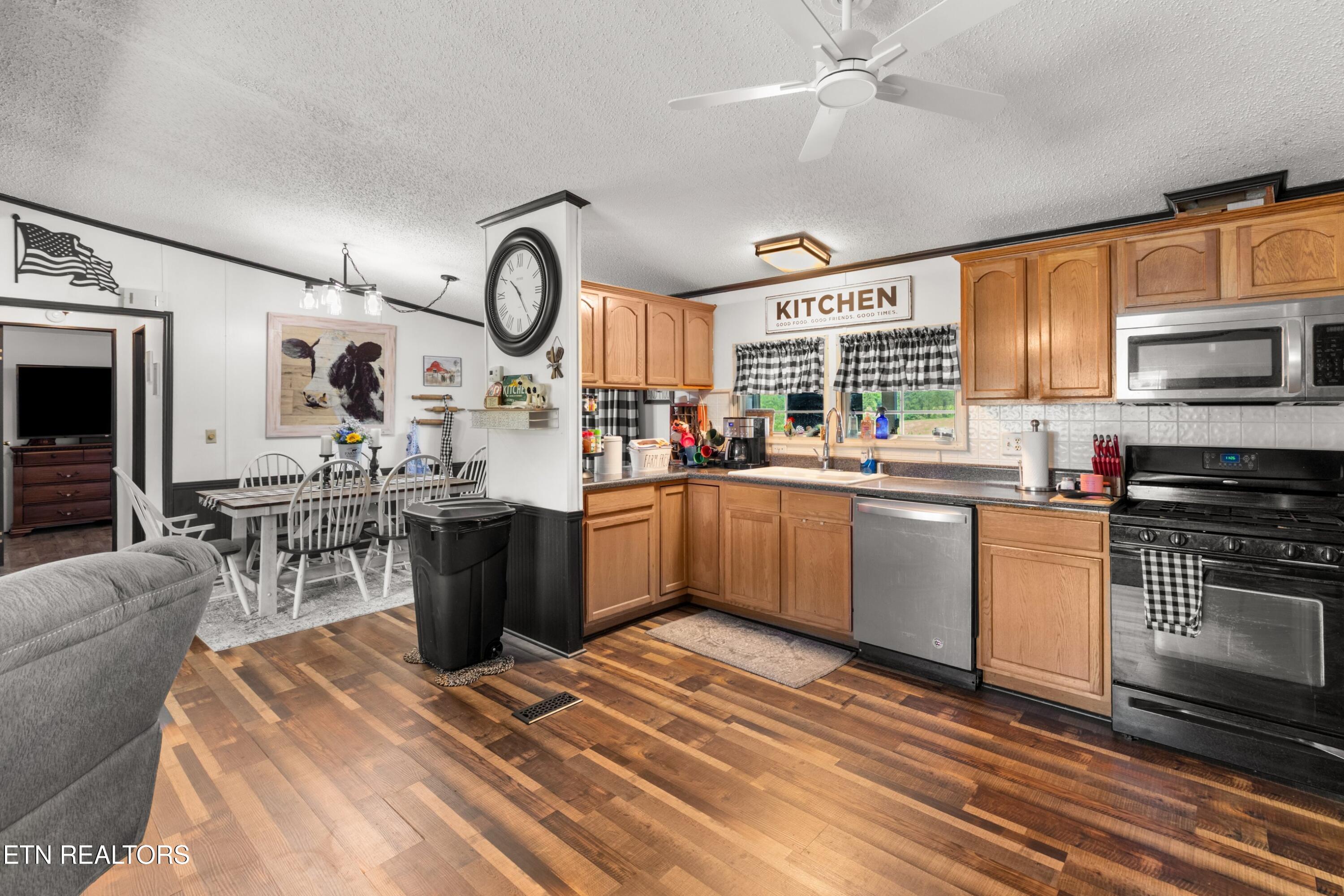 265 Leach Acres Speedwell, TN 37870 - Photo 7 of 42 011-265LeachAcres-Speedwell-TN-37870-SMA