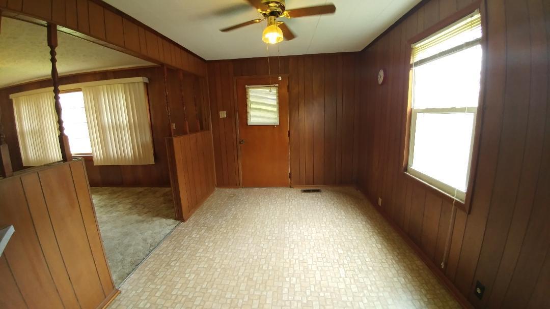 133 Jarrett Lane Oak Ridge, TN 37830 - Photo 5 of 19 thumbnail (16)